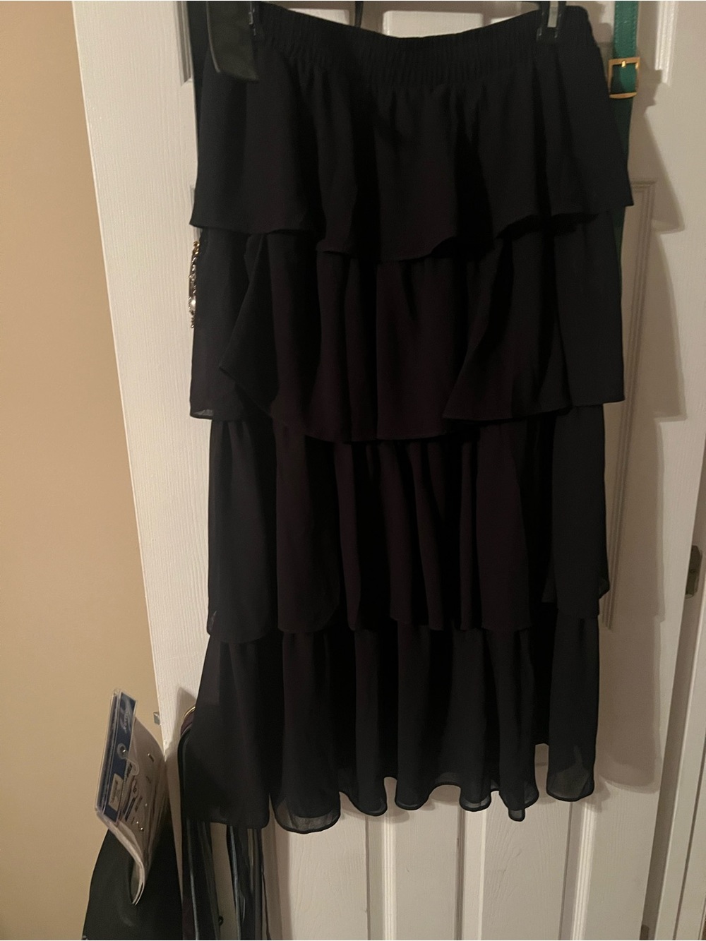 Black Tiered Ruffle Maxi Skirt - Women's - Picture 2 of 2